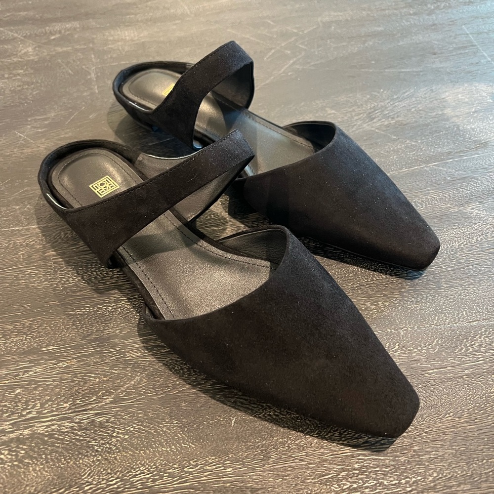 Women's Black Slip-On Shoes